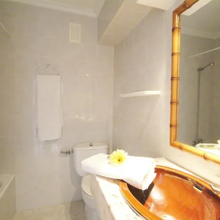 Apartamento Arcoiris, Con Piscina Y Junto A Playa De *